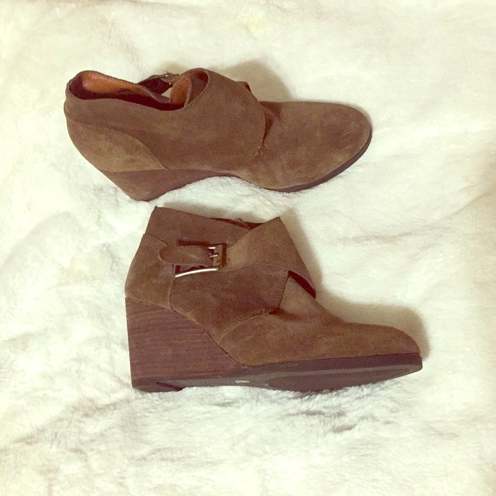 Lucky wedge booties